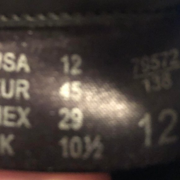 Black, size 12 boot with heel - Picture 5 of 6